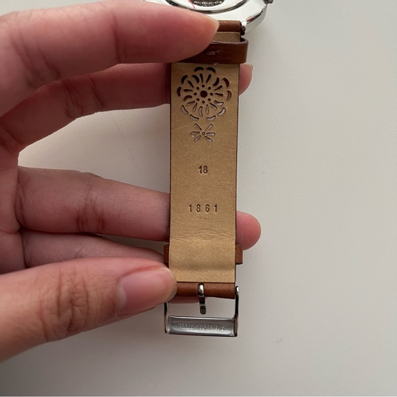 Coach Women's Perry Brown Leather Watch - Picture 5 of 6